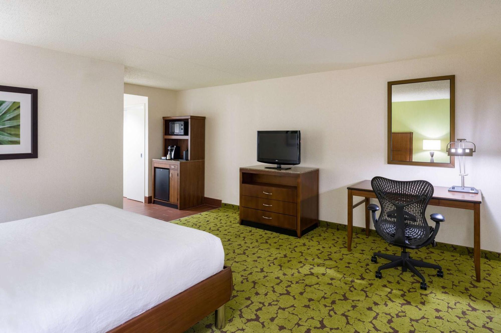 Hilton Garden Inn Edison/Raritan Center Eksteriør billede