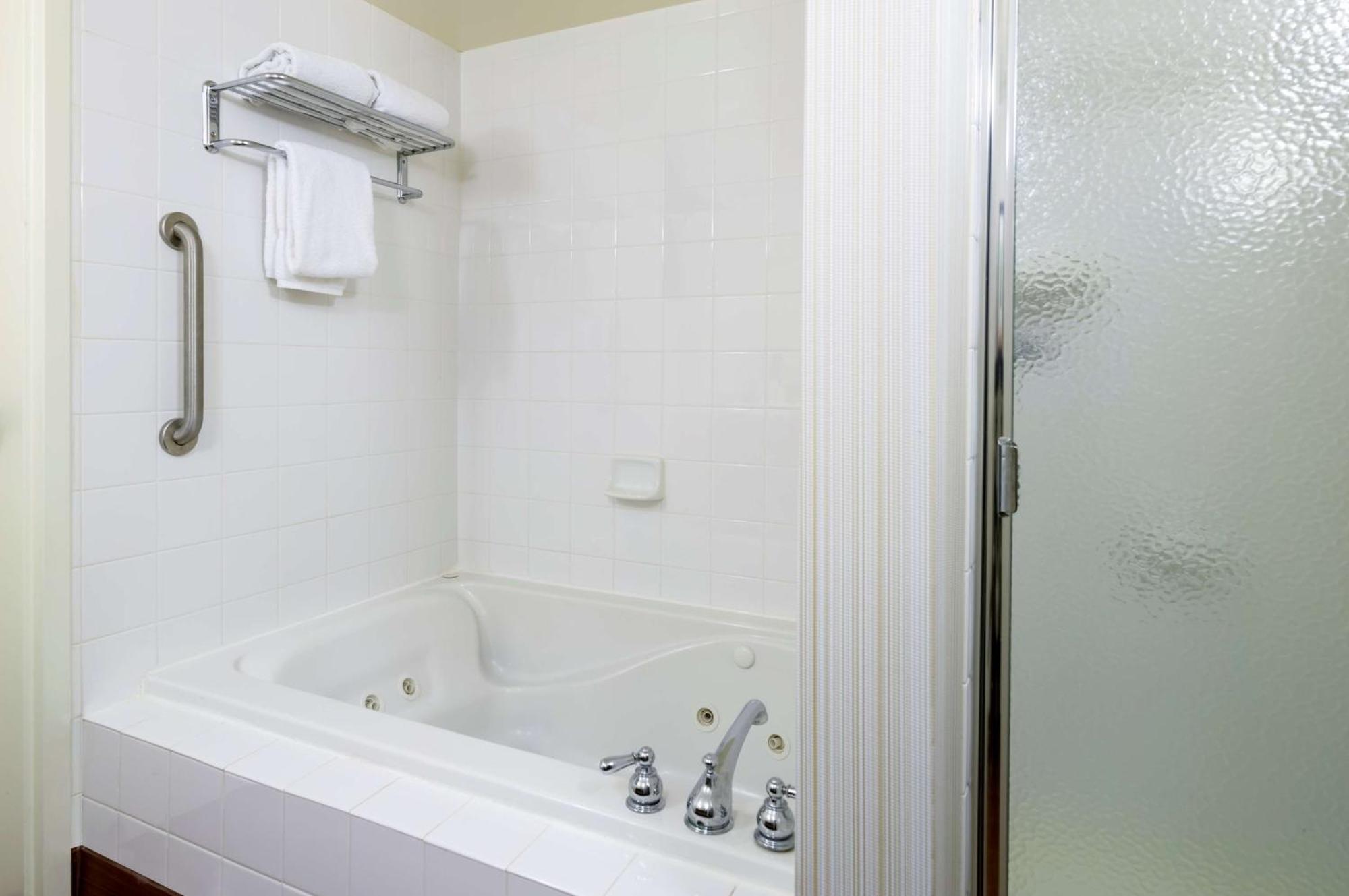 Hilton Garden Inn Edison/Raritan Center Eksteriør billede