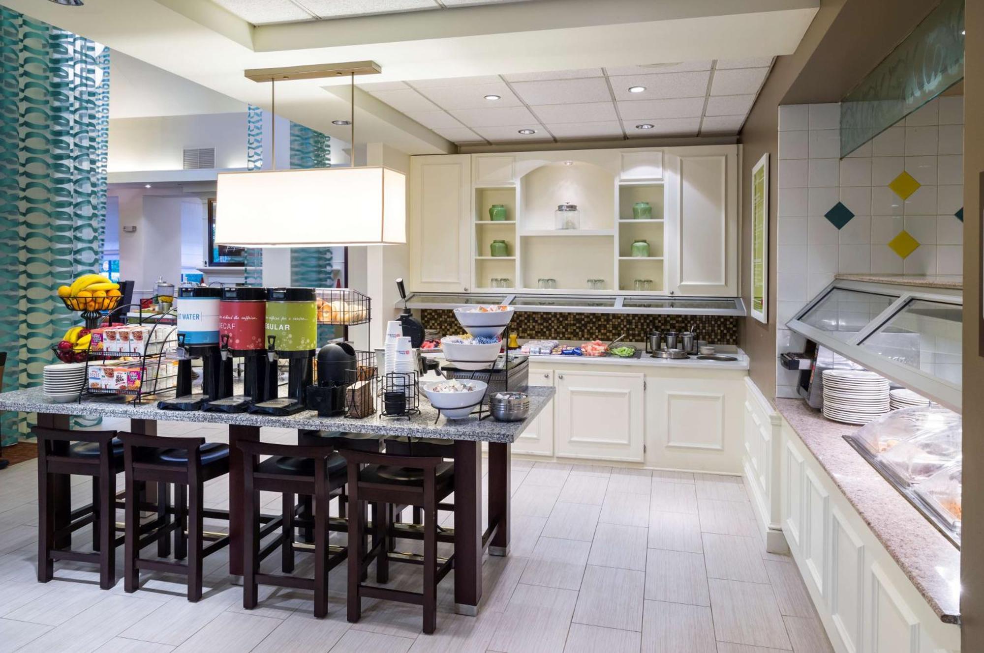 Hilton Garden Inn Edison/Raritan Center Eksteriør billede